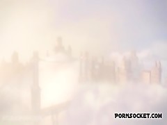 Travesti enculado por el perro